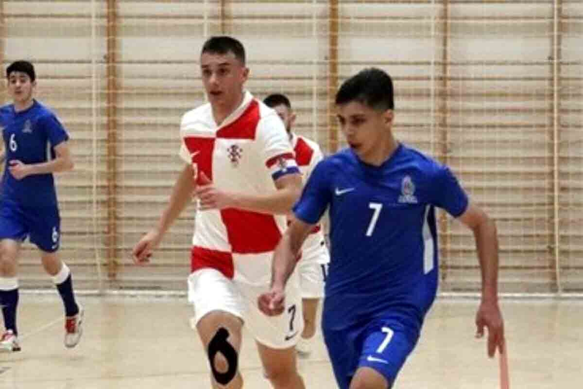 <p>U-19 futzal millimiz Xorvatiya ilə sülh bağlayıb</p>
