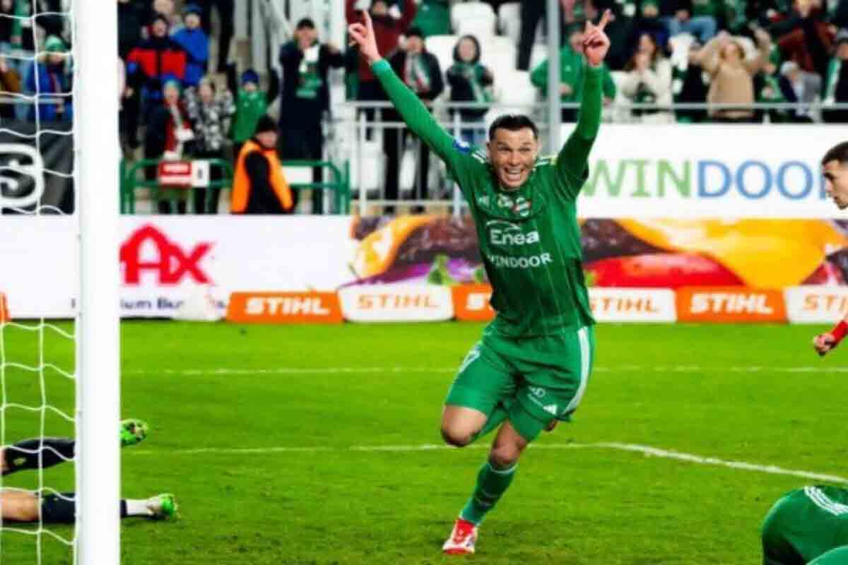 <p>Polşa klubu Azərbaycan millisinin futbolçusu ilə&nbsp;müqaviləni uzadacaq</p>