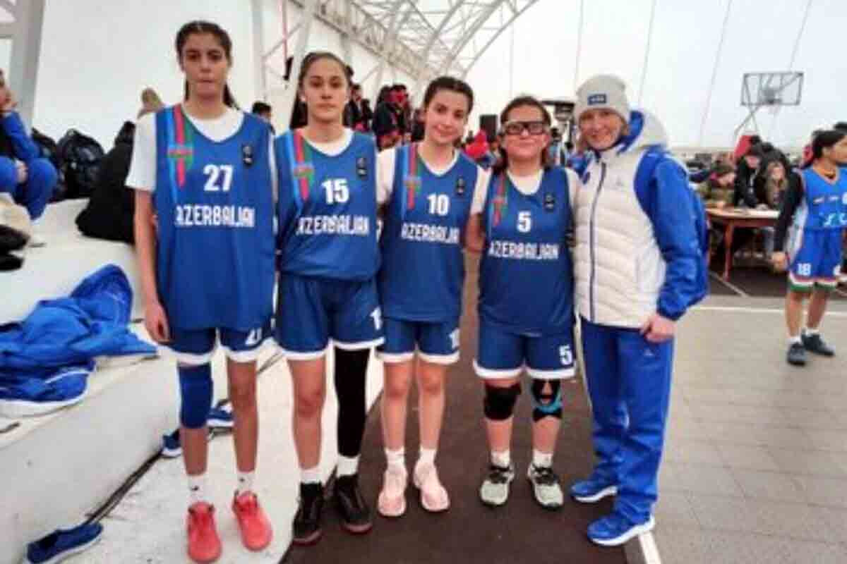 <p>Qızlardan ibarət U-15 millimiz&nbsp;Gimnaziyaya qələbəylə başlayıb</p>