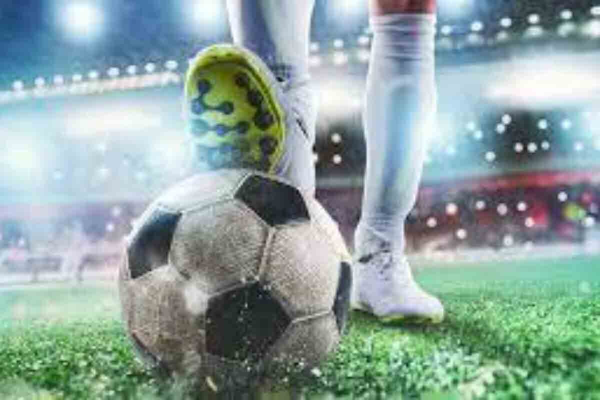 <p>Azərbaycan millisi UEFA Millətlər Liqasında Monteneqro&nbsp;ilə oynayacaq</p>