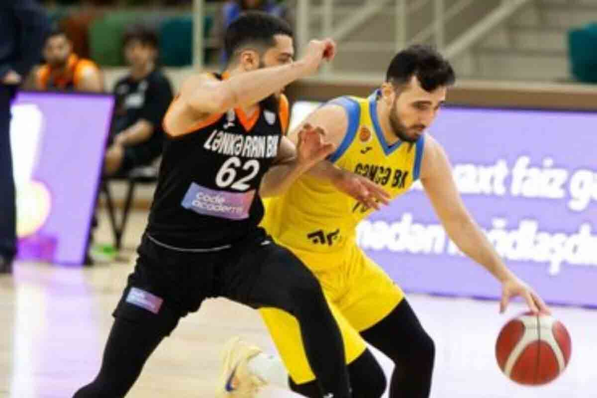 <p>ABL-da pley-in ilk oyunları başa çatıb&nbsp;</p>