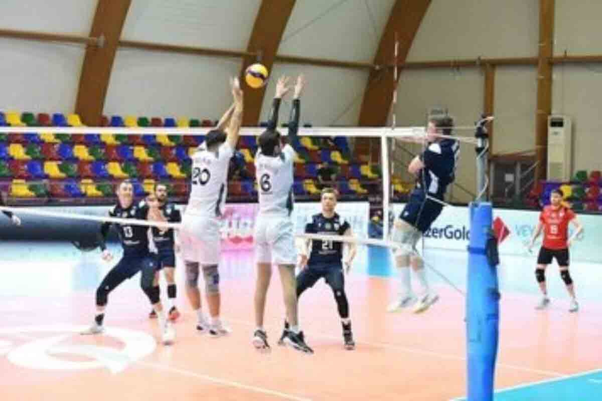 <p>Voleybolçuların çempionatı pley-offdan davam edəcək</p>