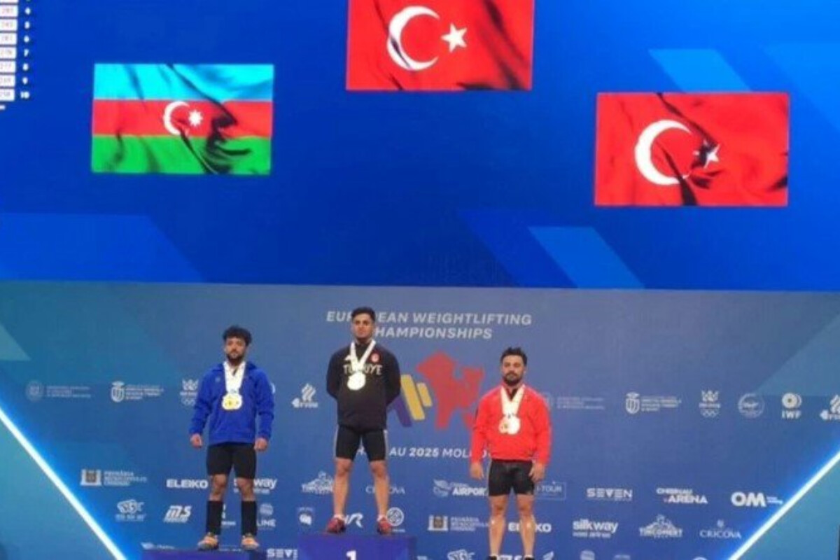 <p>Ağır atletimiz Avropa çempionatında gümüş medal qazanıb</p>