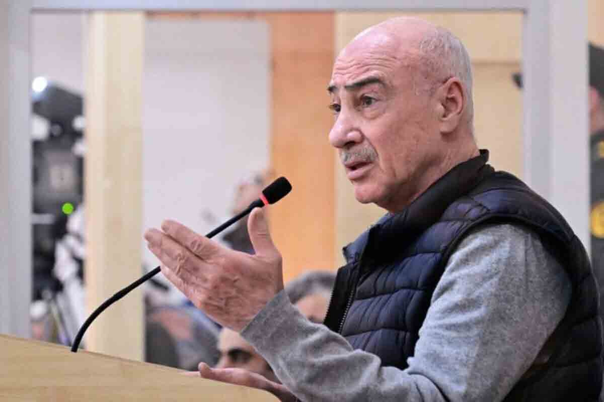 <p>Arkadi Qukasyan: Azərbaycanlılar Xankəndini&nbsp;tərk etməyə məcbur olublar</p>