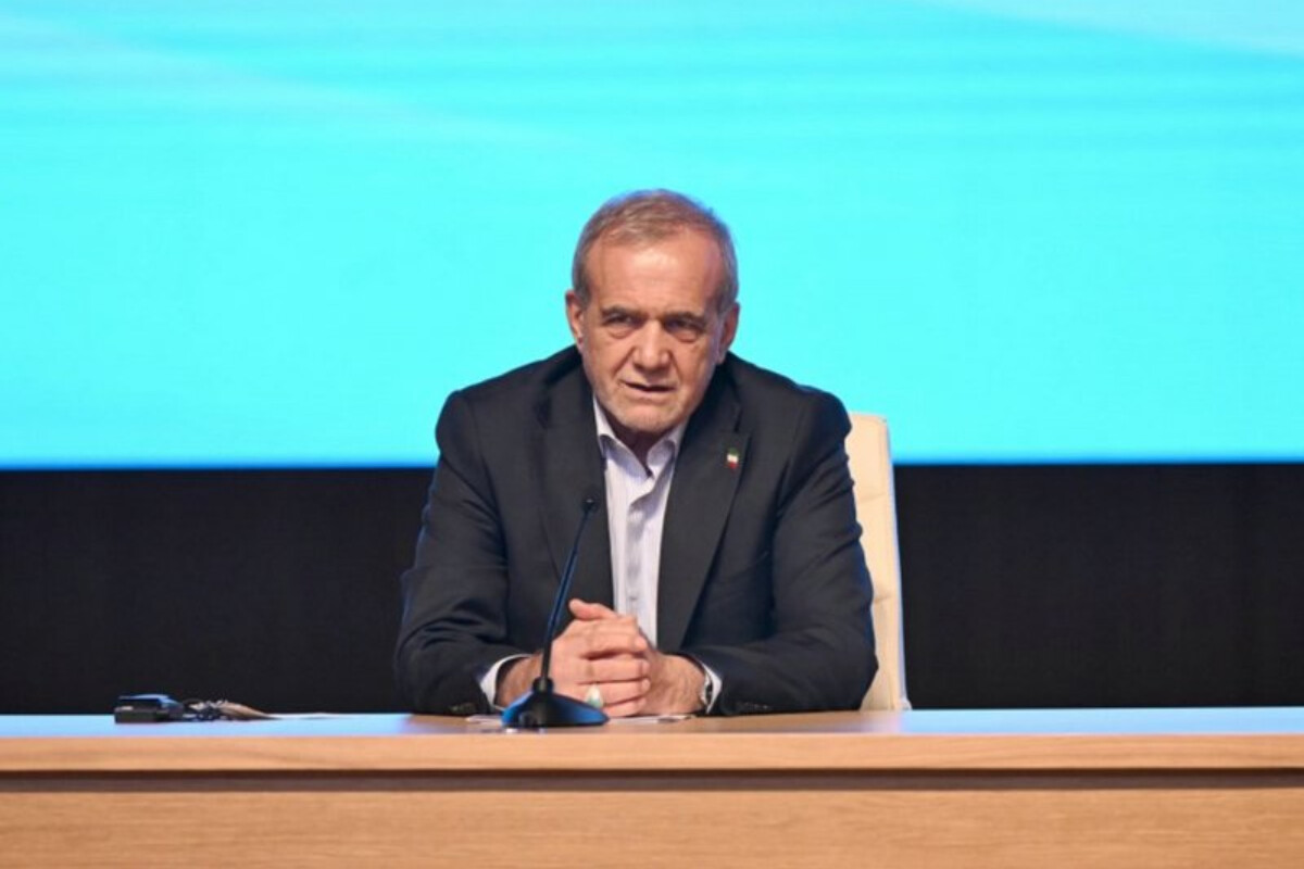 <p>Məsud Pezeşkian: Azərbaycan və İran ticarət&nbsp;və elmi bilik mübadiləsi məkanıdır</p>