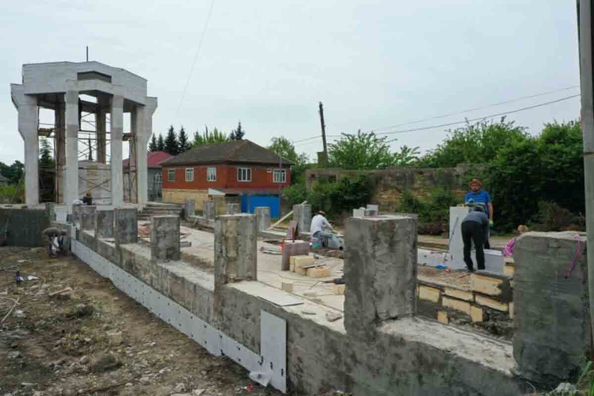 <p>Ərkivandakı “Şəhidlər bulağı” abidə-kompleksi əsaslı təmir edilir - MASALLIDA </p>