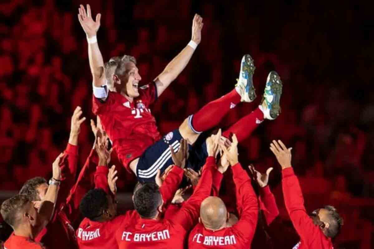 <p>&ldquo;Bavariya&rdquo; 34-cü dəfə Almaniya futbol çempionatının&nbsp;qalibi olub</p>