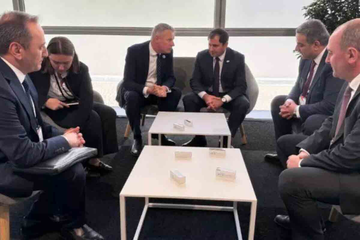 <p>Ermənistan və Böyük Britaniya qarşılıqlı hərbi attaşe təyin edəcək</p>