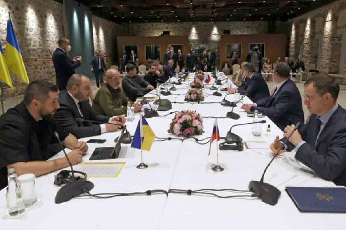 <p>Rusiya və Ukrayna nümayəndə heyətlərinin İstanbulda&nbsp;görüşünün vaxtı dəqiqləşib</p>