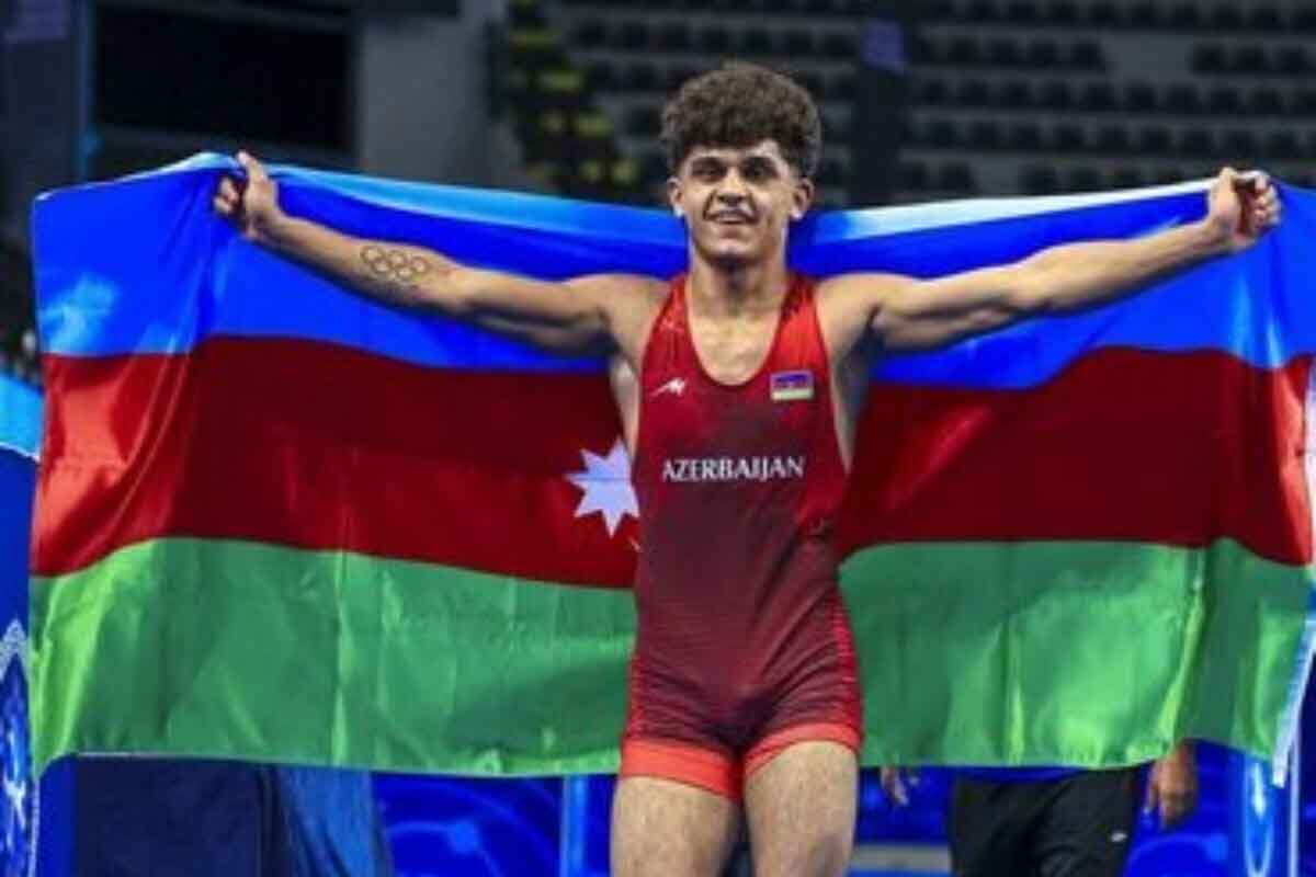 <p>Sərbəst güləş üzrə U-17-miz DÇ-da dördüncü olub</p>