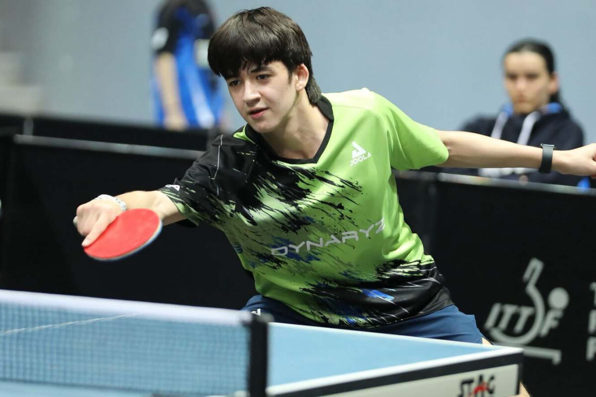 <p>Gənc tennisçimiz Onur Quluzadə Tunisdə&nbsp;qoşa yarışların qalibi olub</p>