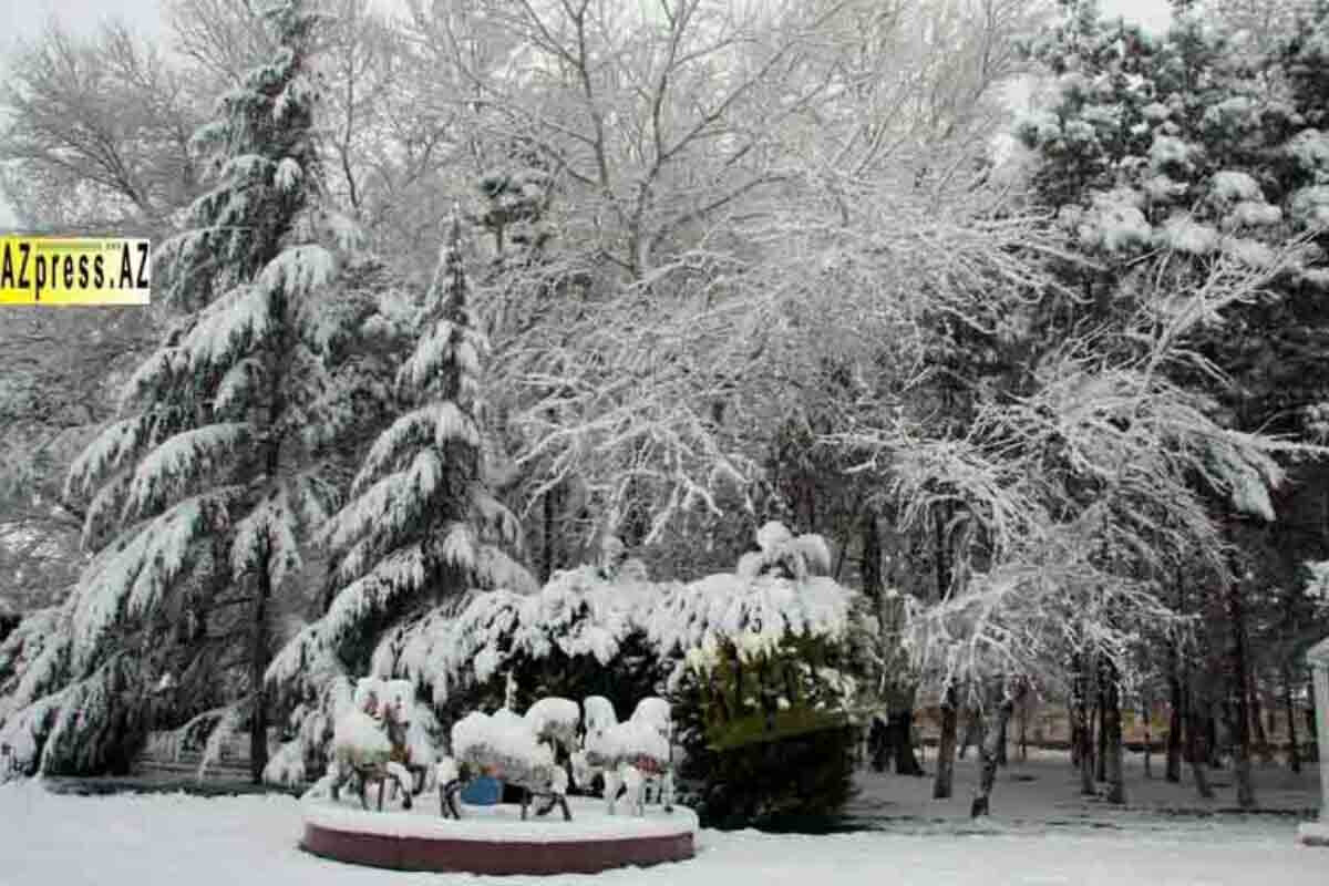<p>Ağcabədinin qış mənzərəsi - FOTOREPORTAJ</p>