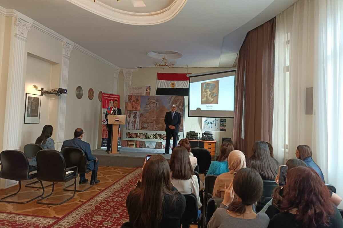 <p>Misir tarixində&nbsp;iz buraxmış qadınlara həsr olunmuş tədbir keçirilib</p>

<p>&nbsp;</p>

<p>&nbsp;</p>