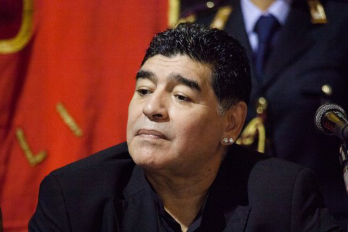 <p>Argentinada Maradonanın ölümündə ittiham olunan&nbsp;həkimlərin məhkəməsi başlayır</p>