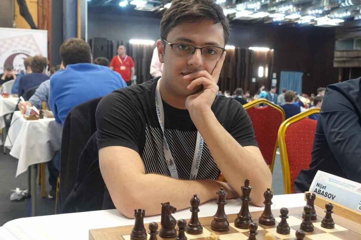 Nicat Abbasov AÇ-də liderliyə yüksəlib 

 