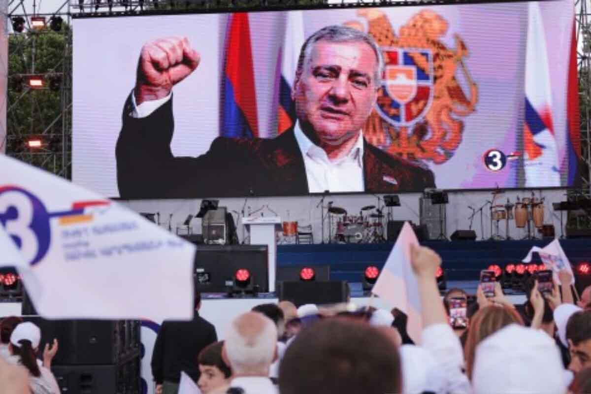 <p>"Güclü Ermənistan" parlament mandatlarından imtina edə bilər</p>