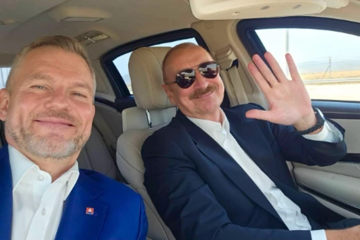 <p>Slovakiya Prezidenti İlham Əliyevin qeyri-adi&nbsp;jesti ilə bağlı təəssüratlarını bölüşüb</p>