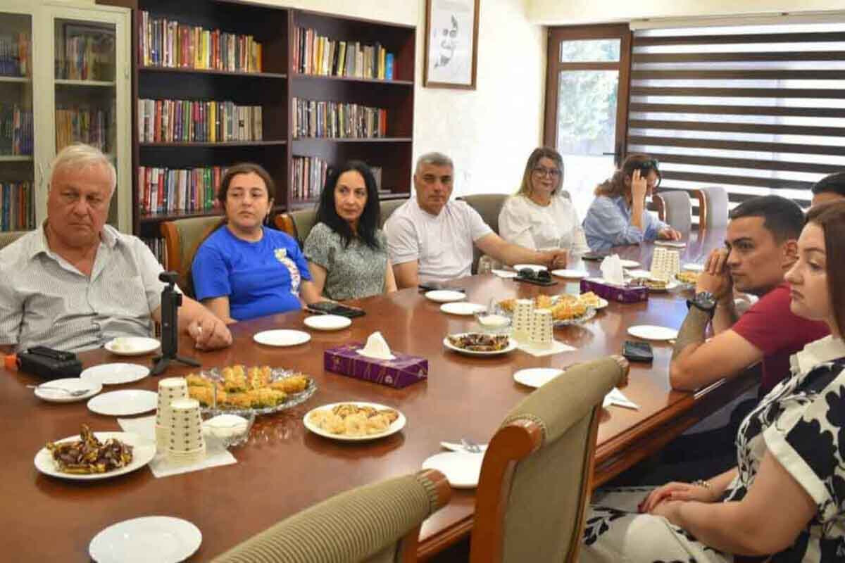 <p>Hindistan Səfirliyi Bihar Diwas tədbiri ilə əlaqədar mətbuat üçün brifinq keçirdi</p>
