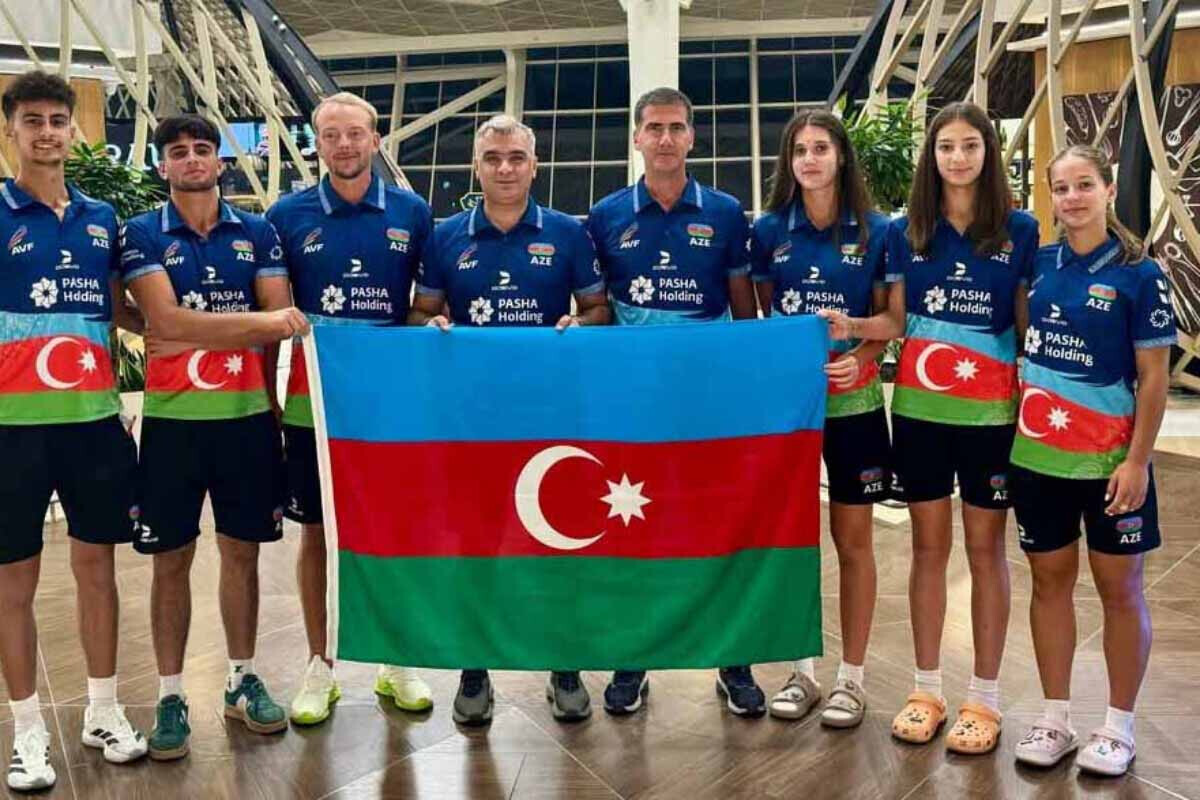 Çimərlik voleybolu üzrə U-20-nin AÇ başlayıb