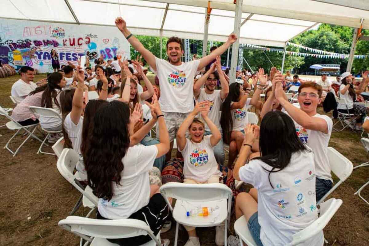 <p>2 mindən çox gənci bir araya gətirən “Yay Fest 2026”ı yekunlaşıb +FOTO=21</p>