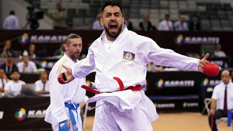 <p>Azərbaycanın karate komandası Türkiyədə birinci olub</p>