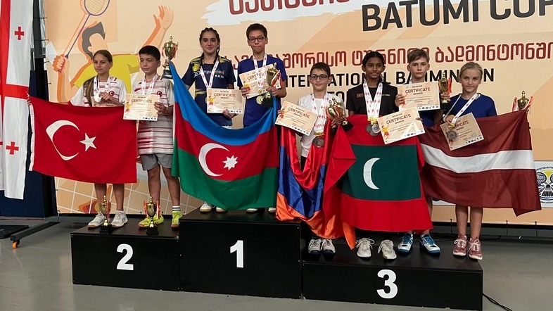 <p>Badmintonçularımız Batumidə 11 medal qazanıblar</p>