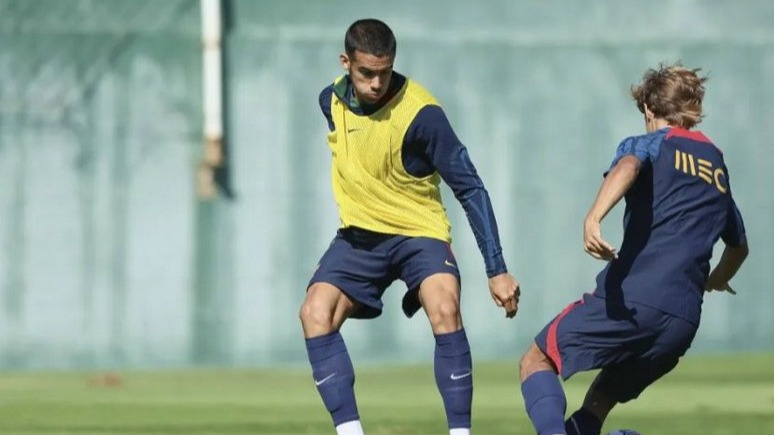 <p>19 yaşadək futbolçulardan ibarət Azərbaycan&nbsp;yığması İslandiyaya qalib gəlib</p>