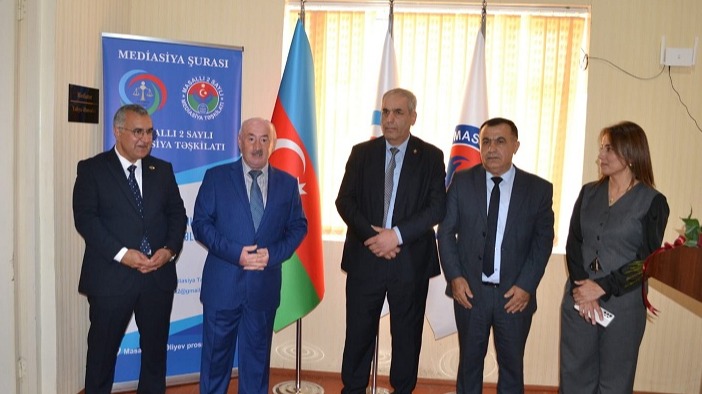 <p><em><strong>Masallıda mediasiya təqdimatı</strong></em></p>