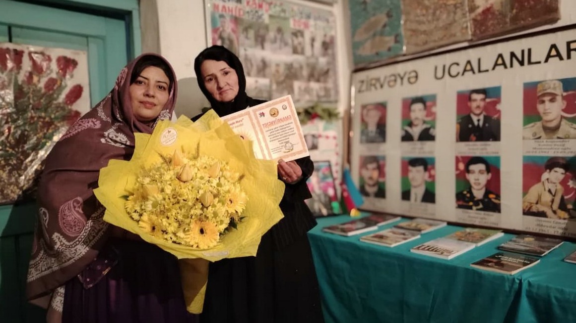 <p>Vilvan kitabxanasında kitab təqdimatı olub +FOTO=17</p>