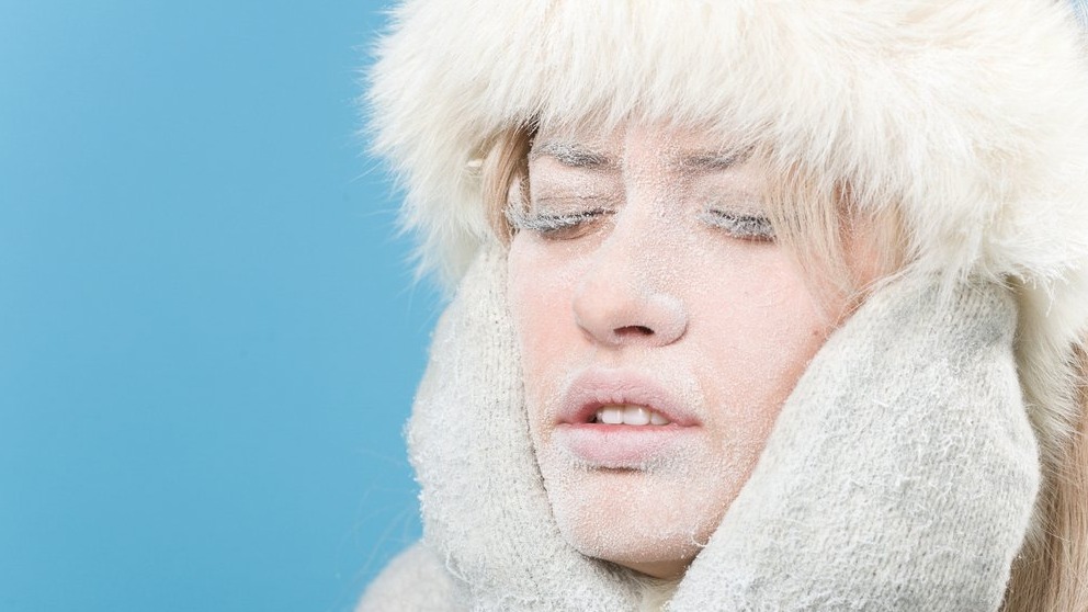 <p>Soyuq havada dərini qorumağın YOLLARI</p>

<p>&nbsp;</p>