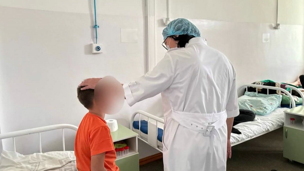 <p>Uşaqların kütləvi zəhərlənməsi baş verib</p>