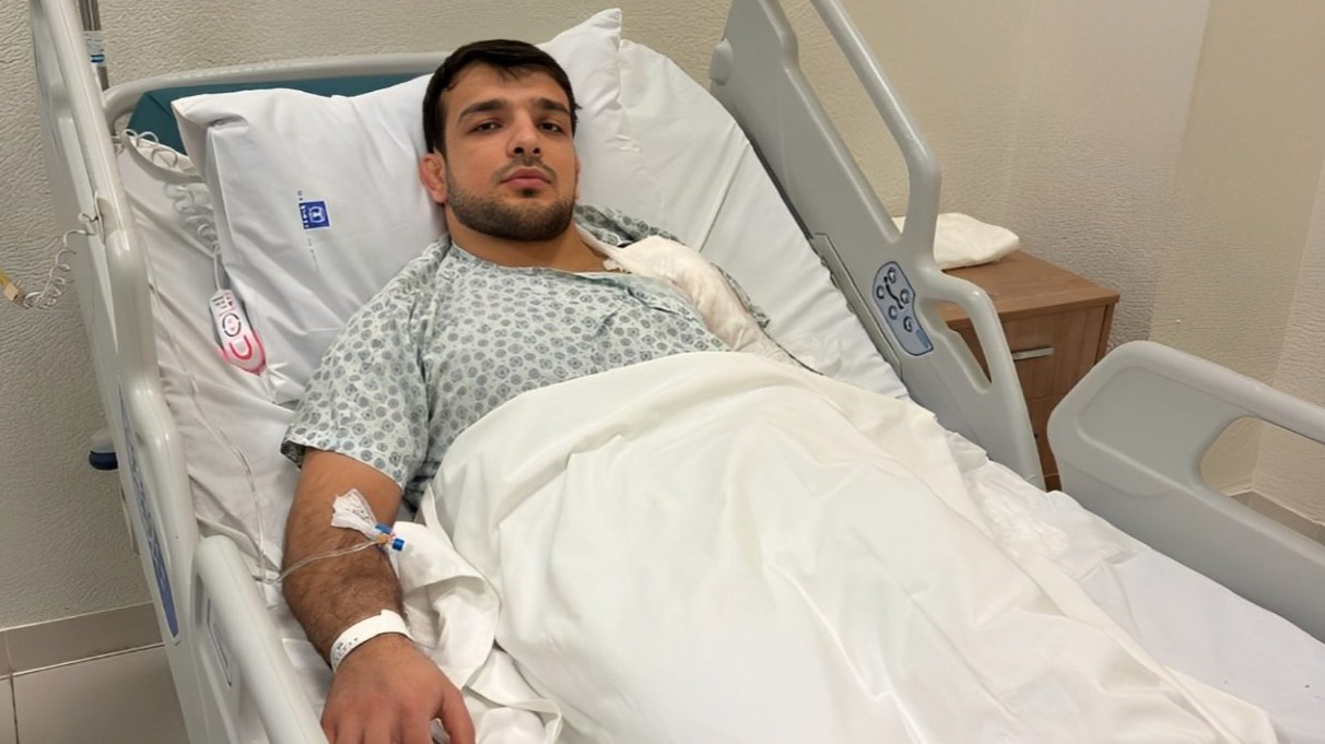  Dünya çempionu əməliyyat olunub