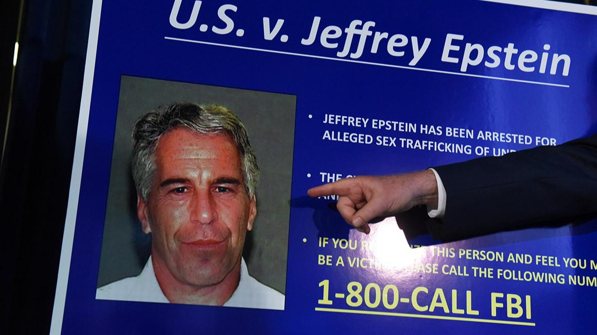 <p>Kreml Epşteynin Rusiya kəşfiyyat orqanları ilə&nbsp;əlaqələri haqqında nəzəriyyəni lağa qoydu</p>