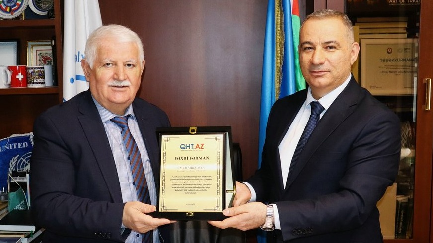 <p>Ümid Mirzəyev 65 illik yubileyi münasibətilə təltif olunub</p>