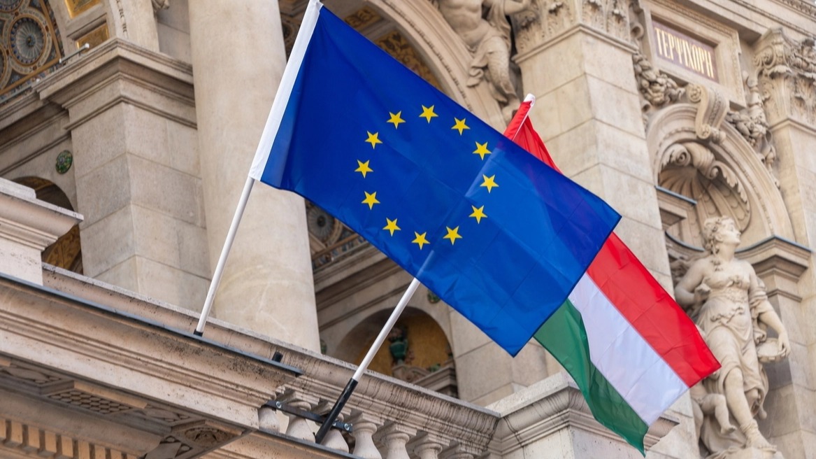 <p>Macarıstan Parlamenti Ukraynanın Avropa Birliyinə&nbsp;daxil olmasına qarşı qətnamə qəbul edib</p>