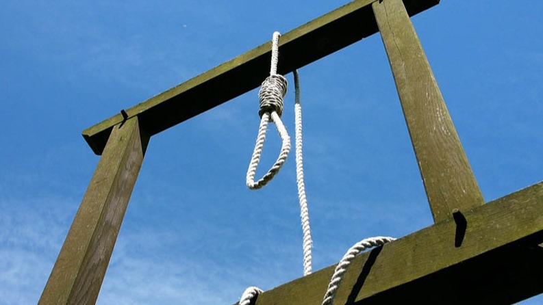 <p>İran Mossad casusunun məlumat sızdırdığına&nbsp;görə edam edildiyini bildirib</p>