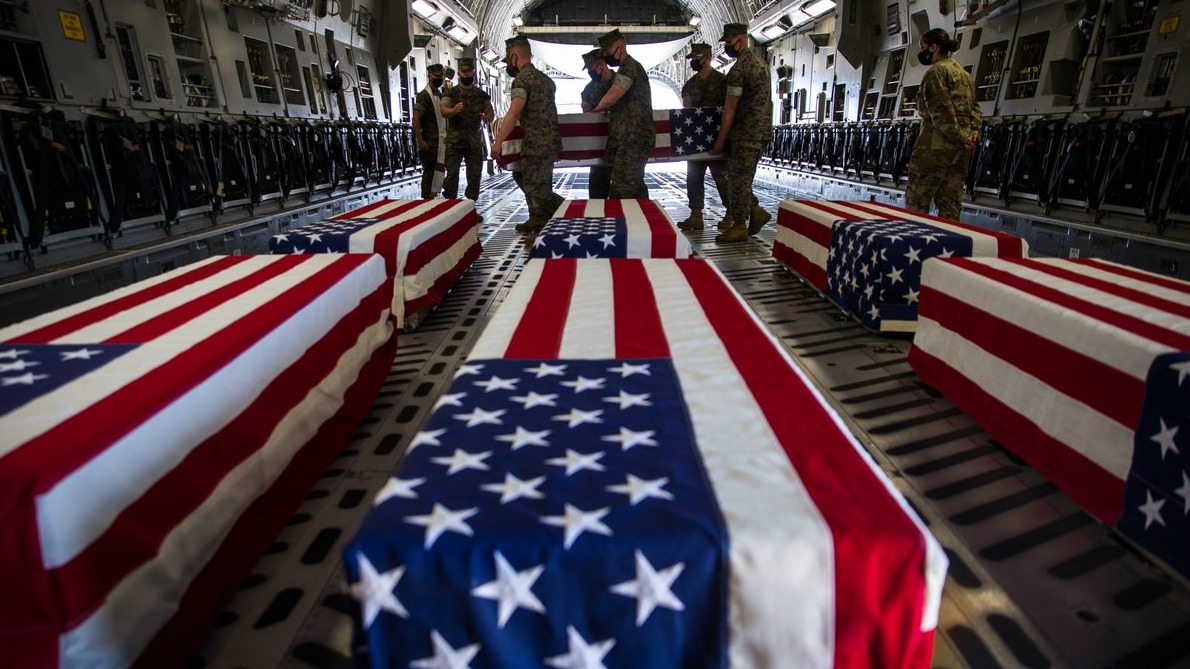 <p>İrana qarşı əməliyyat zamanı təxminən&nbsp;290 ABŞ hərbçisi yaralanıb</p>