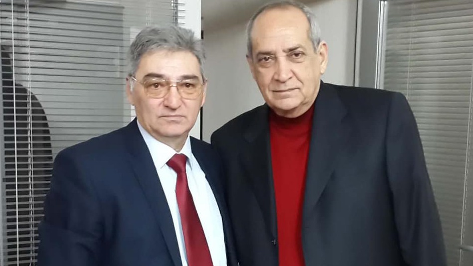 <p>Akif Əli:&nbsp;Eh, Balayev... Əziz dost, nə tez getdin...</p>