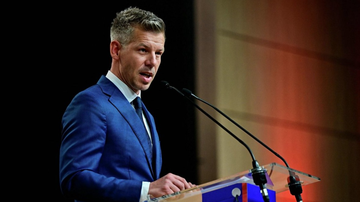 <p>Macarıstanın yeni lideri Putinlə dialoqa hazırdır</p> 