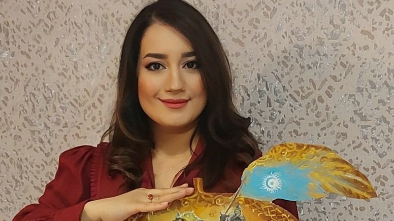 <p>Rənglərin söylədiyi hekayə -&nbsp;Rəssam Nəsibə Əsgərovanın Yaradıcılıq dünyası</p>