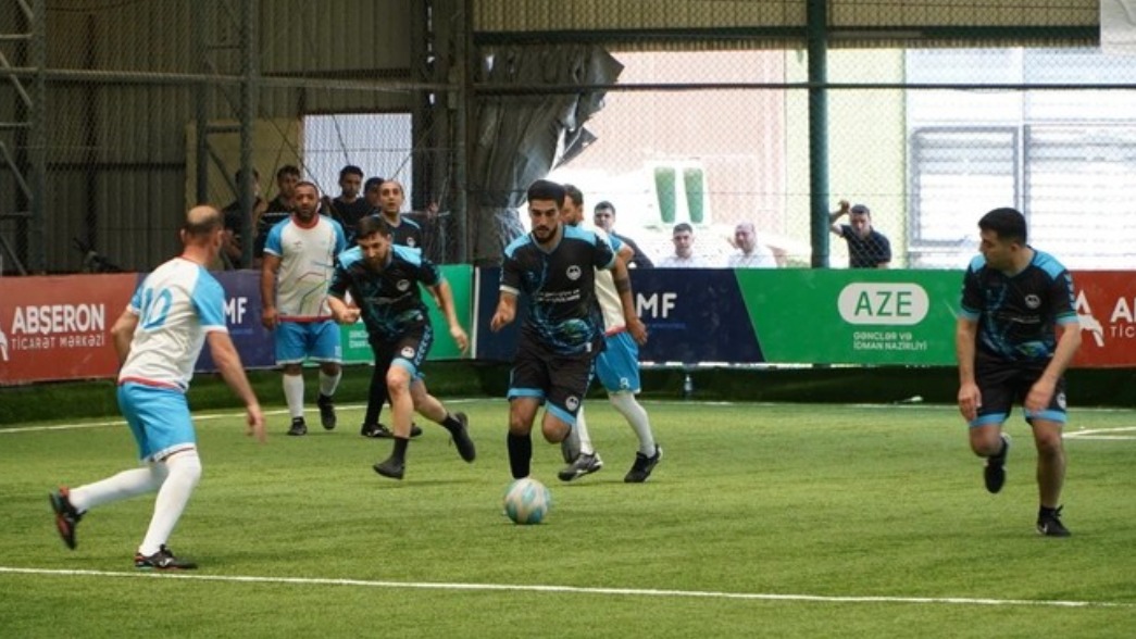 <p>AHİK-in üzv təşkilatlarının mini-futbol&nbsp;turniri keçirilir</p>

<p>&nbsp;</p>