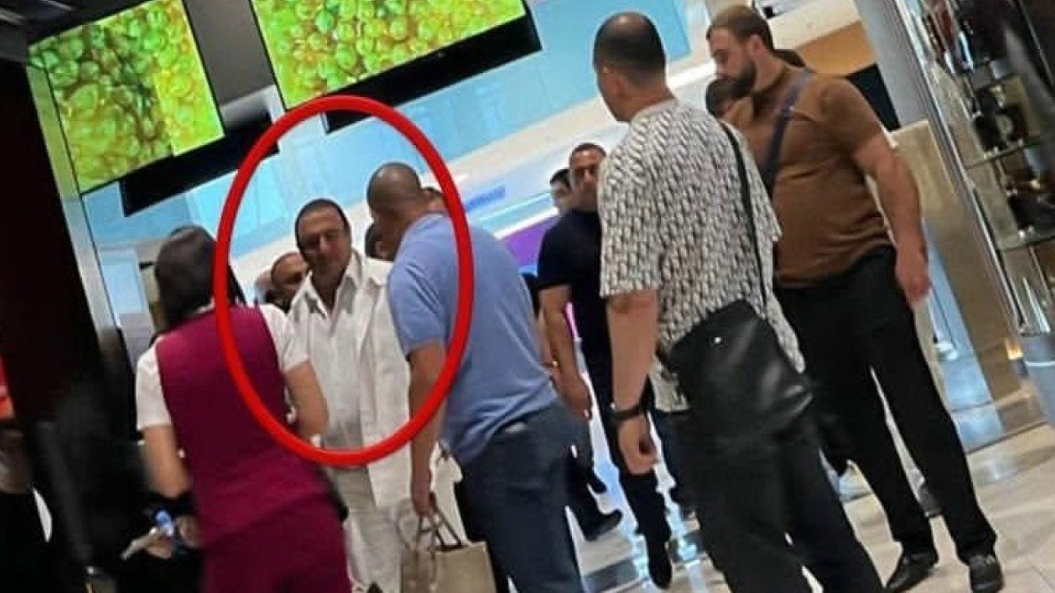<p>Tsarukyanın Ermənistanı tərk etməsinə&nbsp;icazə verilmədi və cinayət işi açıldı</p>