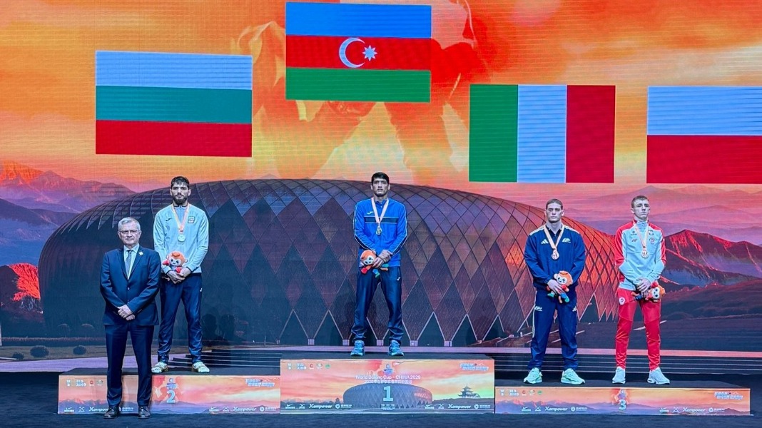 <p>Boksçumuz Səidcəmşid Cəfərov Dünya&nbsp;Kubokunda birinci olub&nbsp;</p>