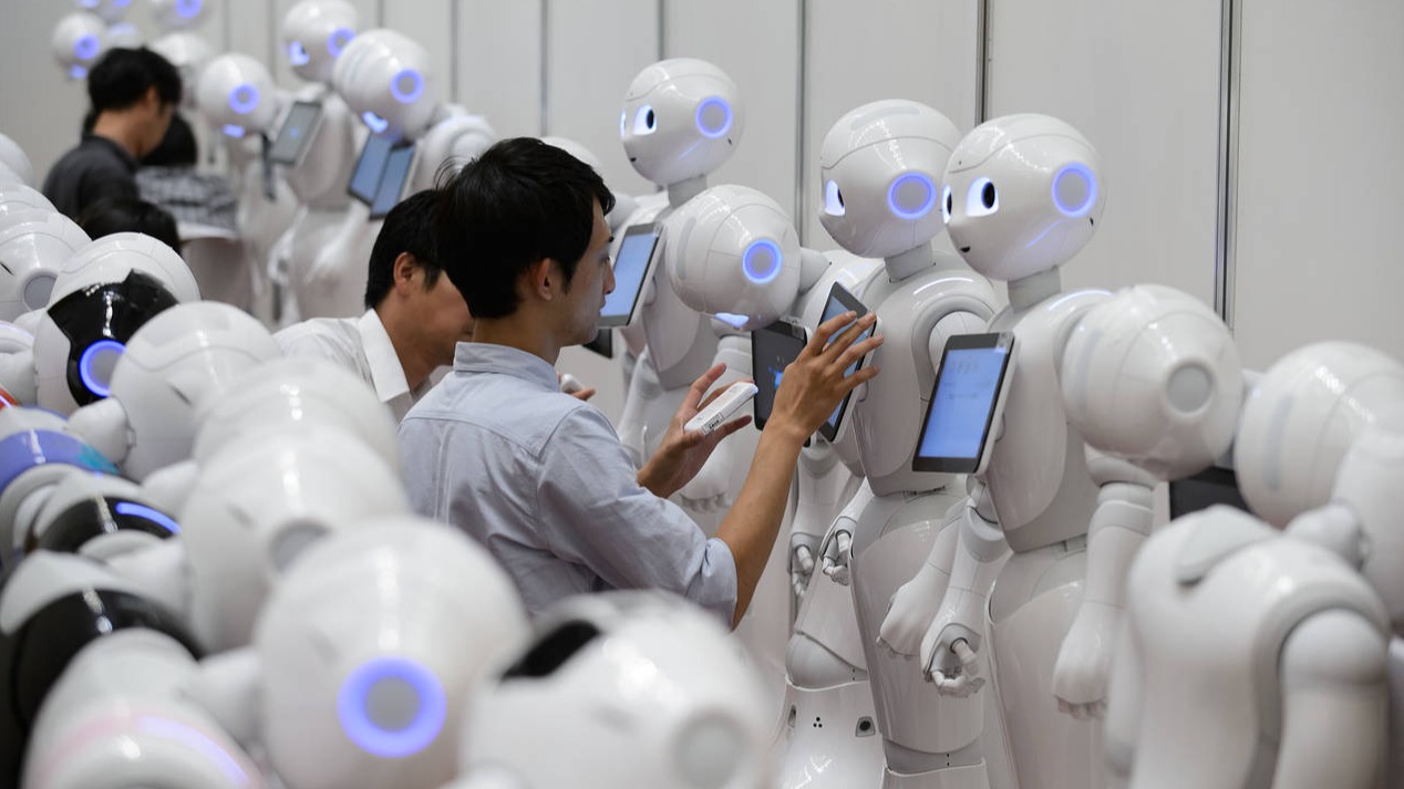 Yaponiya 2040-cı ilə qədər robotların sayını 10 milyona çatdırmağı hədəfləyir