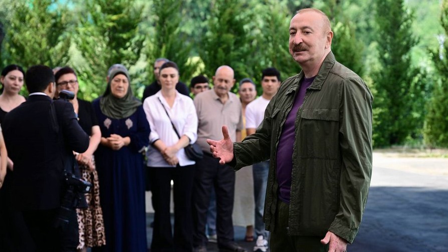 <p>İlham Əliyev Xocavənd rayonunun&nbsp;Quzeyxırman kəndində olub&nbsp;+VİDEO/FOTO=37</p>