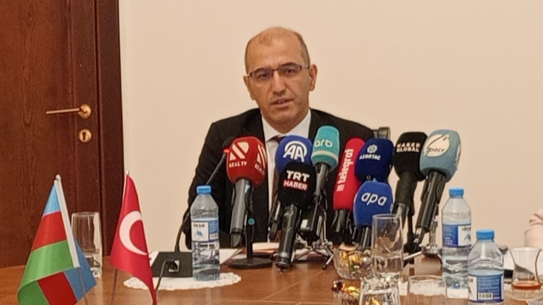 <p>Cihangir İşbilir:&nbsp;Türkiyə-Azərbaycan media&nbsp;əməkdaşlığının genişləndirilməsi əsas hədəflərdəndir</p> 