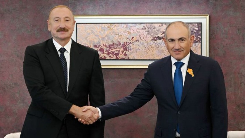 <p>Azərbaycan Prezidenti İlham Əliyevin Bişkekdə&nbsp;Ermənistanın Baş naziri ilə görüşü keçirilib +VİDEO, FOTO=5</p>