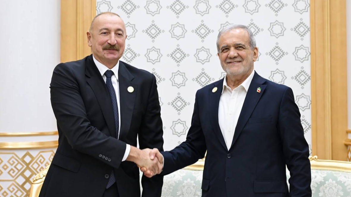 <p>Türkmənbaşı şəhərində Prezident İlham Əliyevin&nbsp;İran Prezidenti ilə görüşündən +FOTO=6</p> 